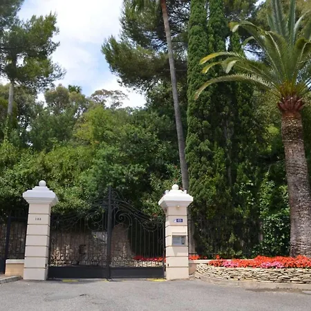 Magnificent T2 With Swimming Pool Vallauris